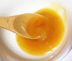 cream honey turning into liquid image